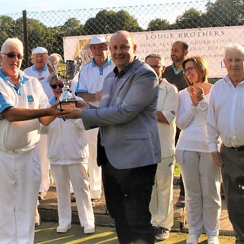 Sponsorship, Trophies & BBQ for Westfield Bowls Club Courtesy of Lodge Brothers