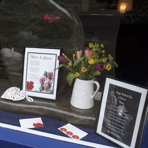 Poems and Flowers for Mothers’ Day Poems and Flowers for Mothers’ Day