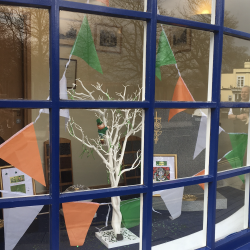 ‘Lil Ern’ the Leprechaun Celebrates St Patrick’s Day in Hampton Hill ‘Lil Ern’ the Leprechaun Celebrates St Patrick’s Day in Hampton Hill