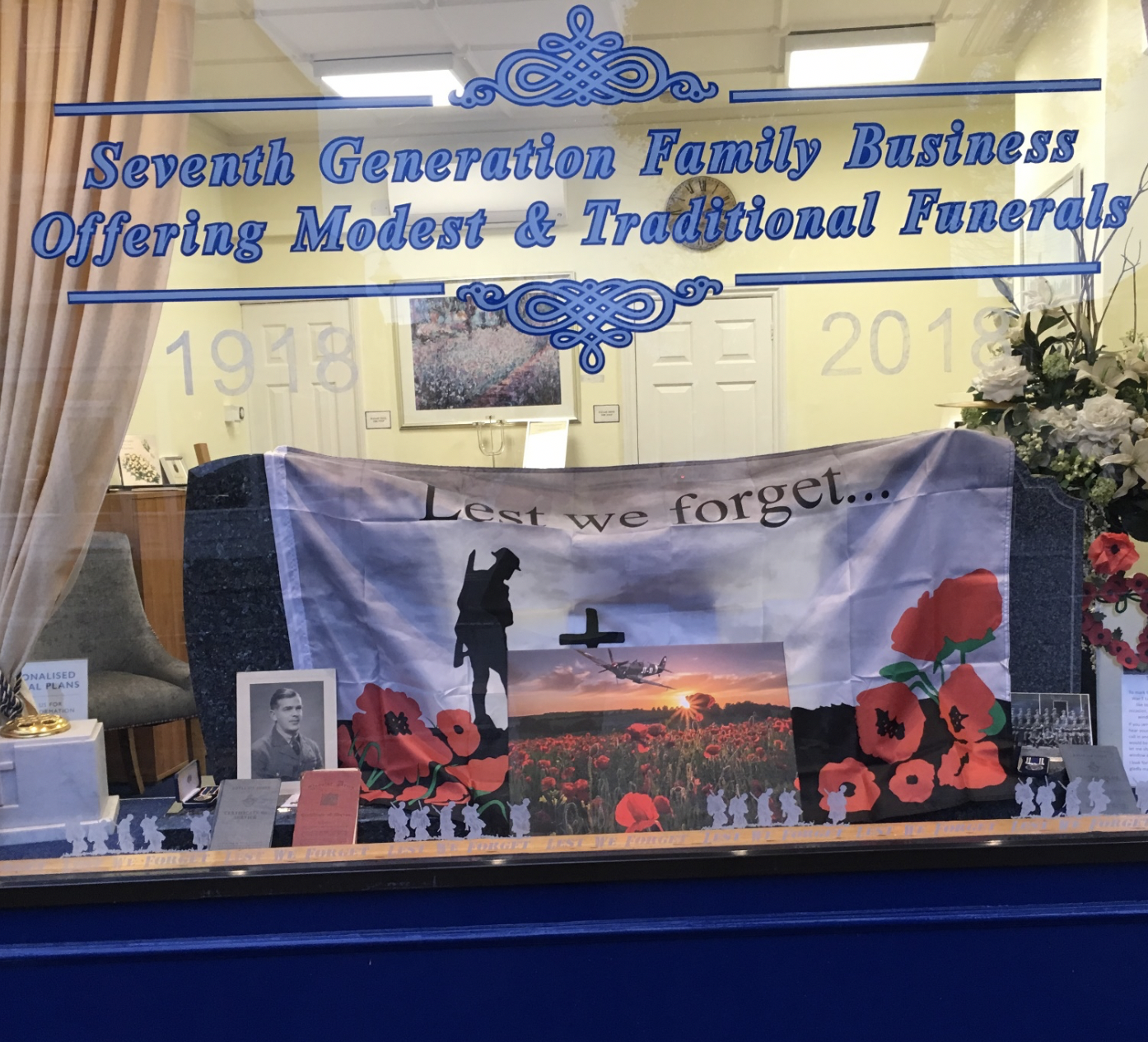 Family Servicemen On Display At Ealing Branch