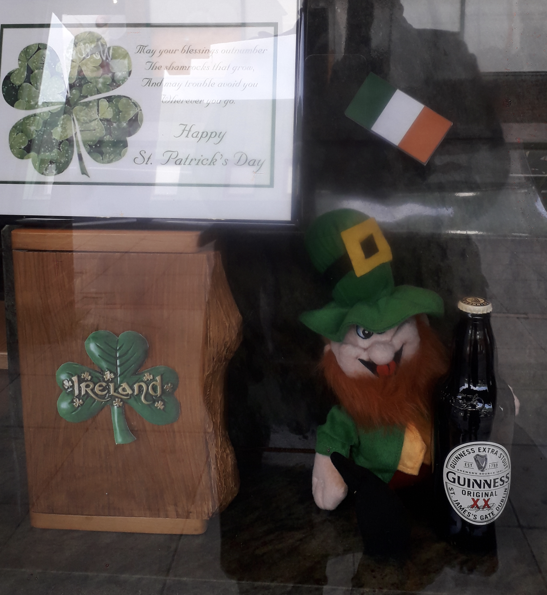 Seamus the Leprechaun Celebrates at Yiewsley Branch