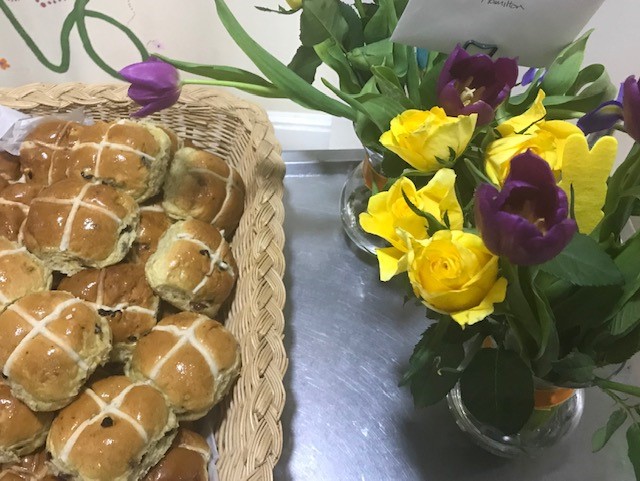 Hot Cross Buns and Spring Flowers for Local Nursing Homes in Surbiton 