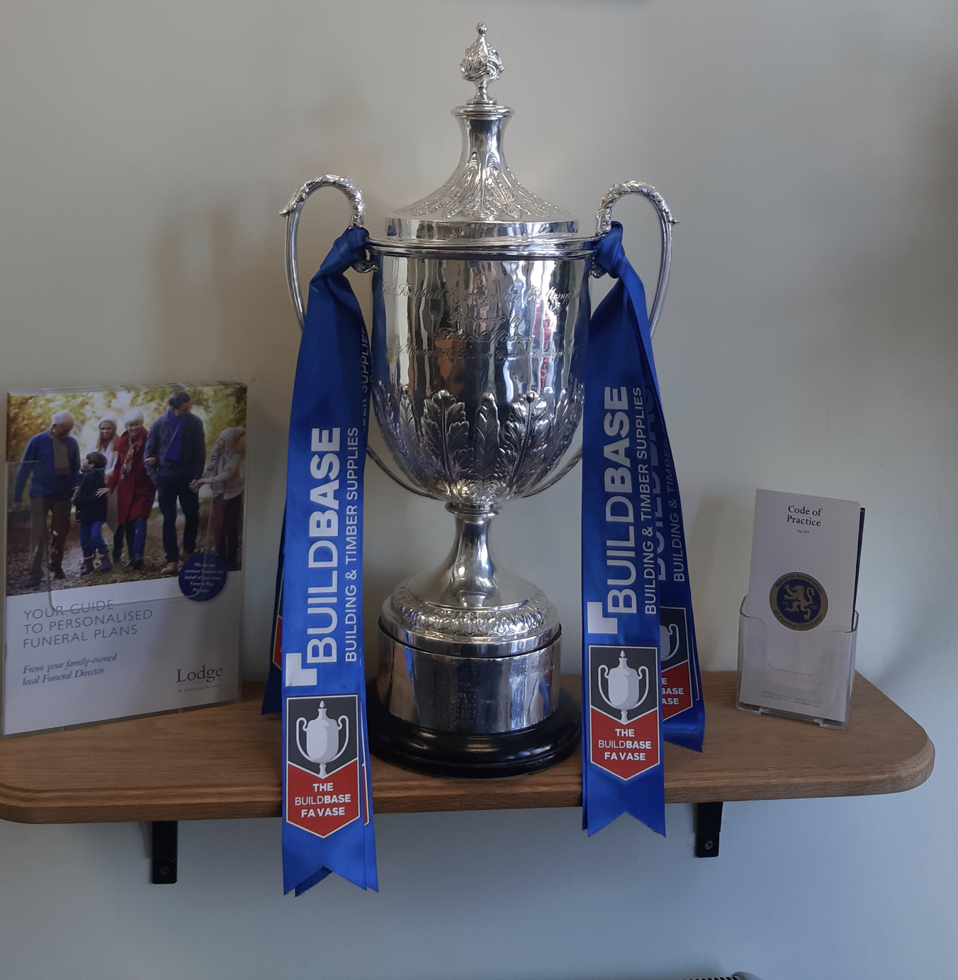 Chertsey Town Football Club – WINNERS!