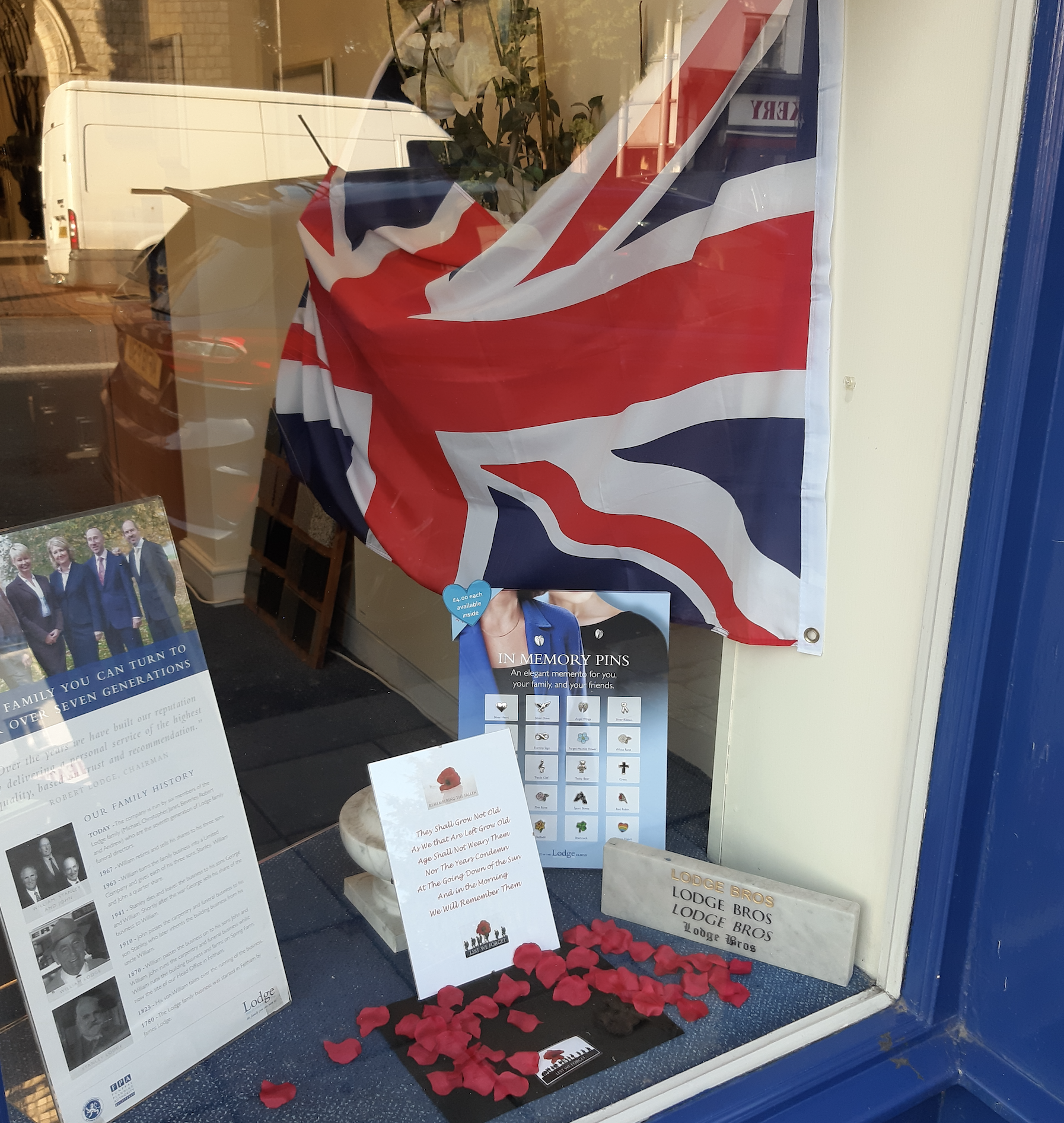 Remembrance Day 2019 Chertsey – Lest We Forget!