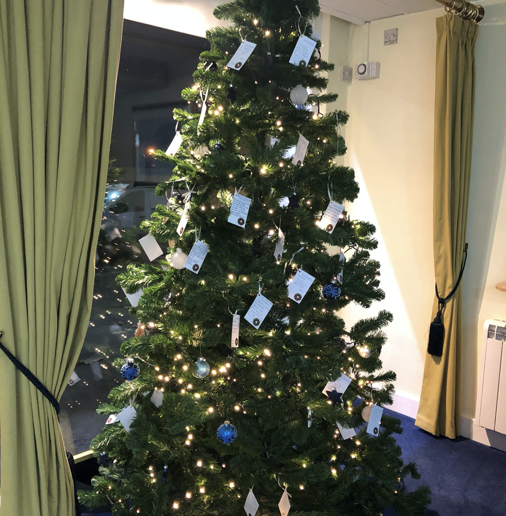 Feltham Branches’s Christmas Memory Tree