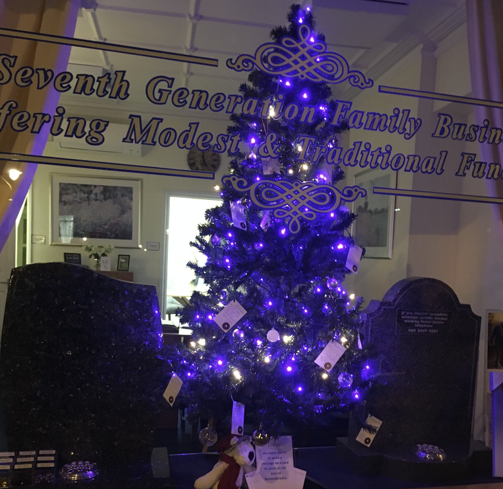 Christmas Memory Tree at Ealing Branch Christmas Memory Tree at Ealing Branch
