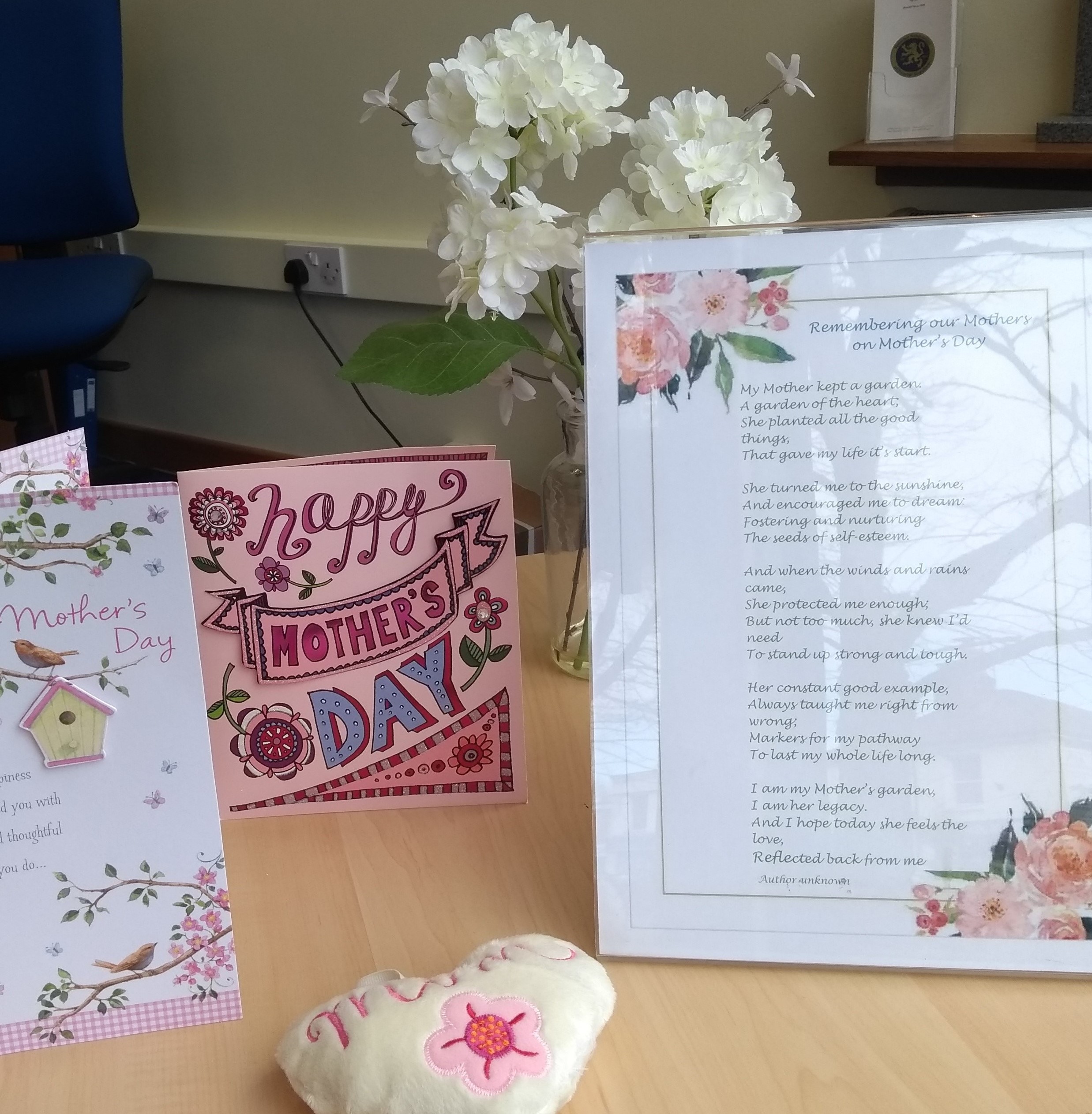 Molesey Branch Commemorate Mothers Day