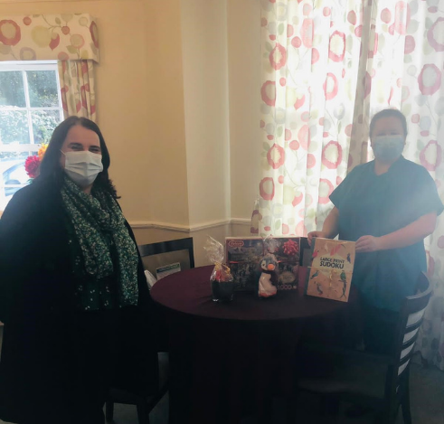 Lodge Brothers Donates Raffle Prizes for Local Nursing Home